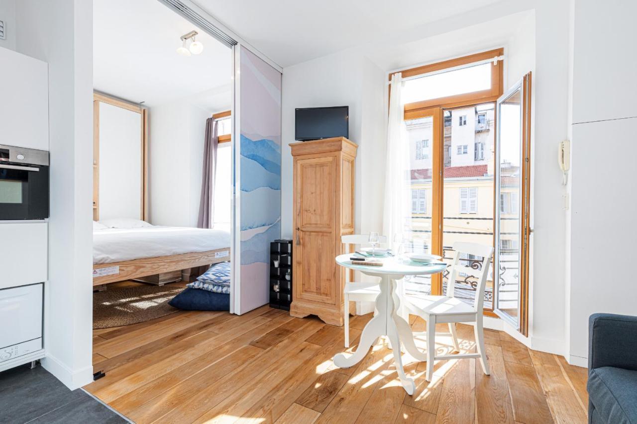 1 Bdr Downtown Near Place Massena Nisa Exterior foto